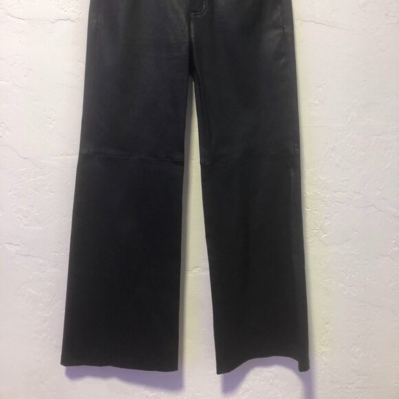 MNWT Michail Kors faux leather capri size 2 - Picture 2 of 6